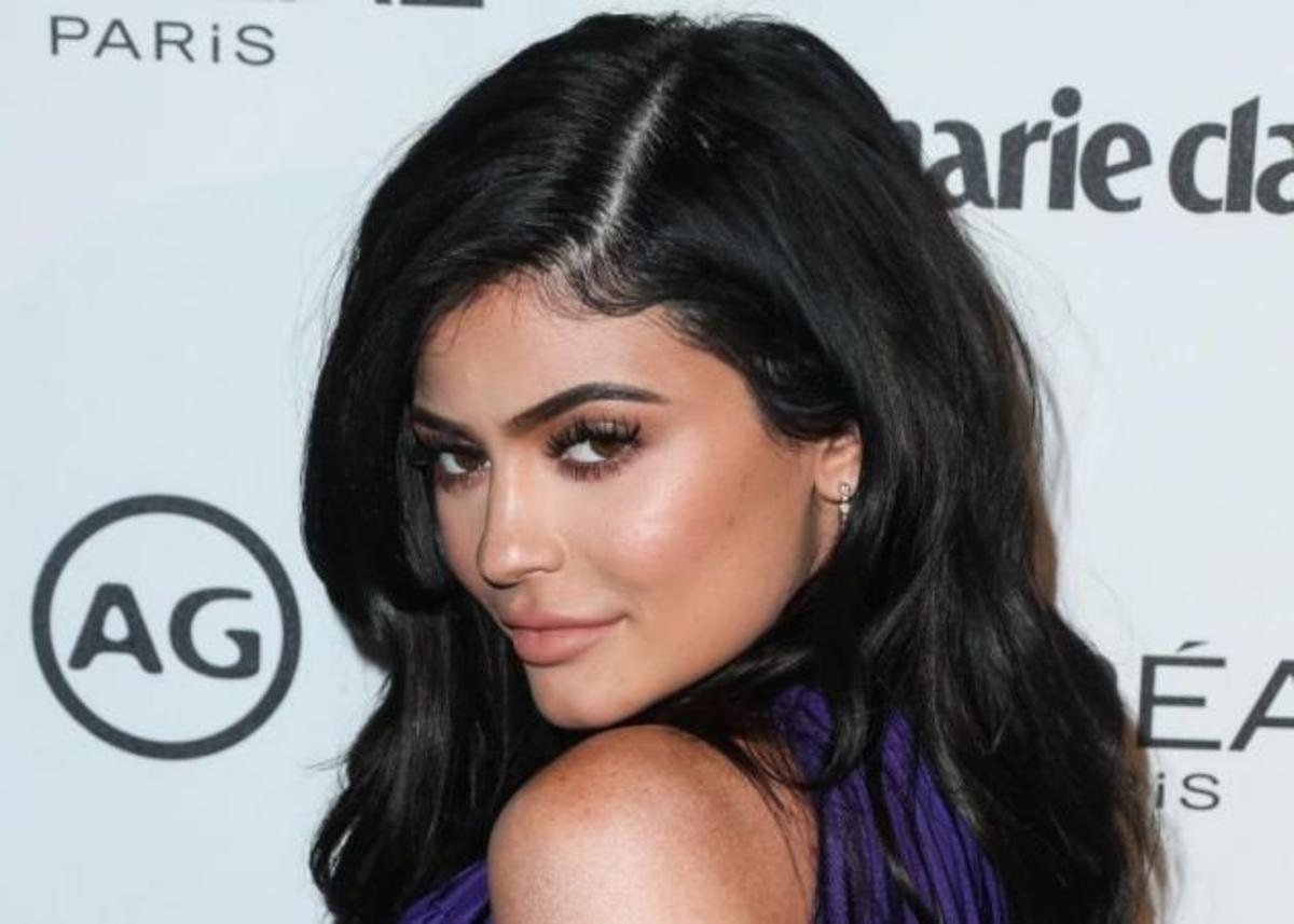 Έχουμε αυτή την υποψία ότι η Kylie Jenner αντιγράφει την Rihanna!