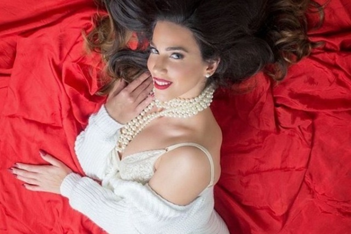 Χαμός με τη σέξι φωτογράφιση της Κατερίνας Στικούδη! [pics]