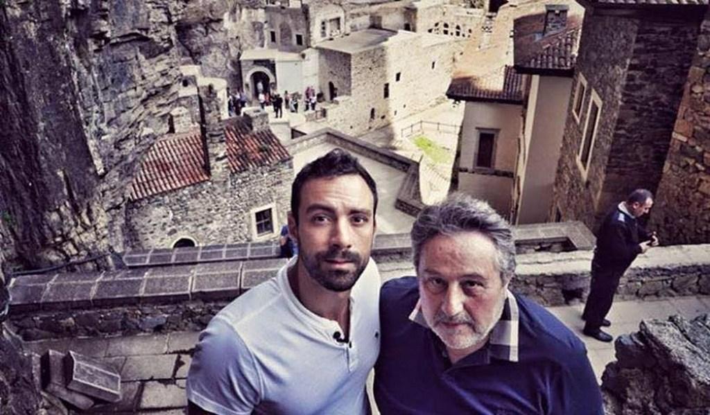 Λαχτάρα για τον Σάκη Τανιμανίδη – Στο νοσοκομείο ο πατέρας του