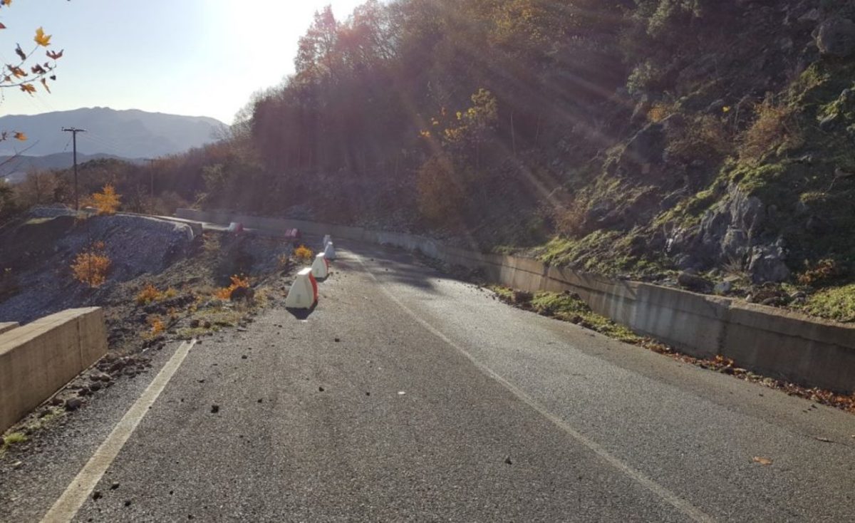 Τρίκαλα: Είναι αυτός ο πιο επικίνδυνος δρόμος της χώρας; – Εικόνες που προκαλούν αίσθηση [pics]