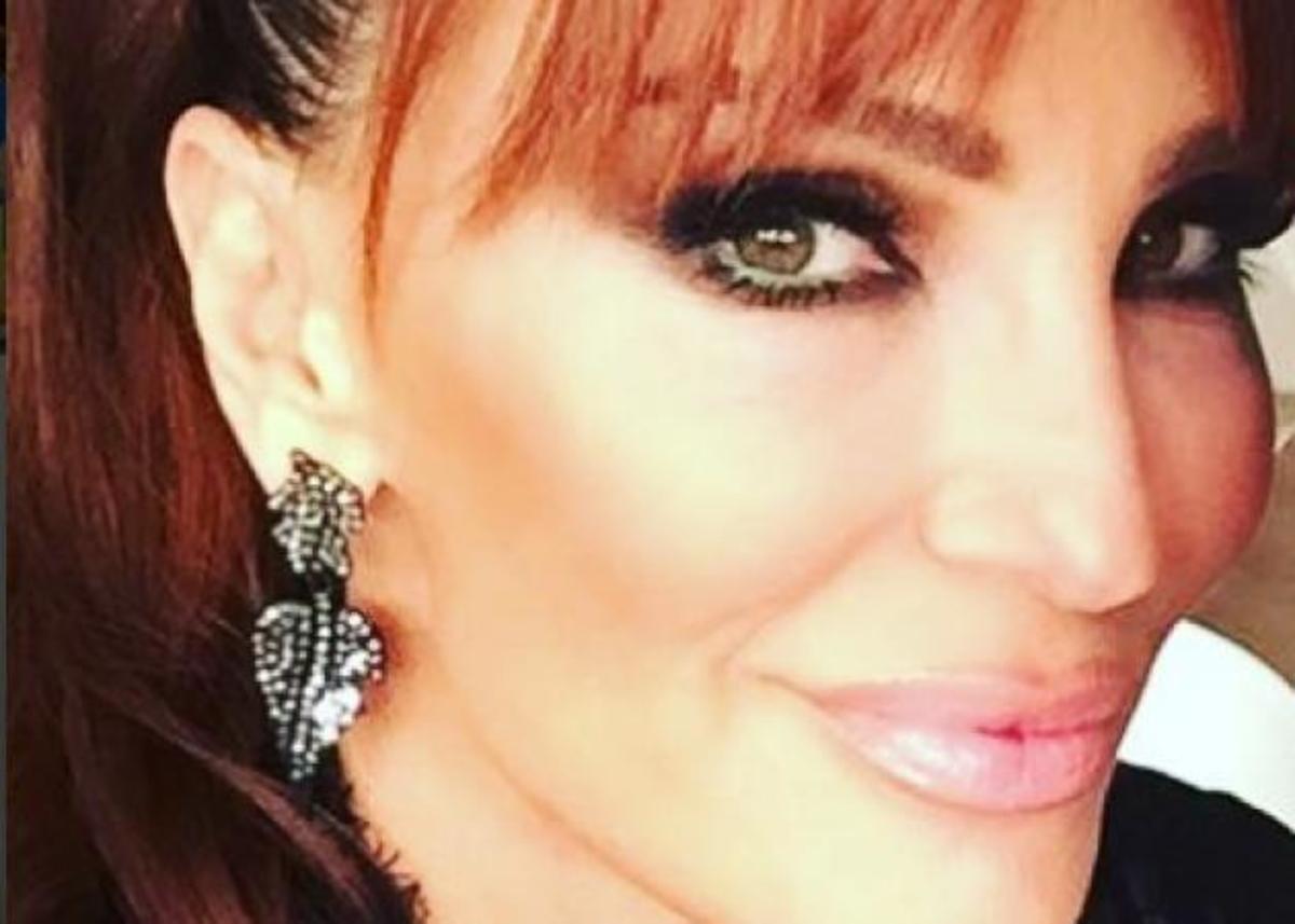 Βίκυ Χατζηβασιλείου: Δείτε πώς στηρίζει τους κατοίκους της Μάνδρας!