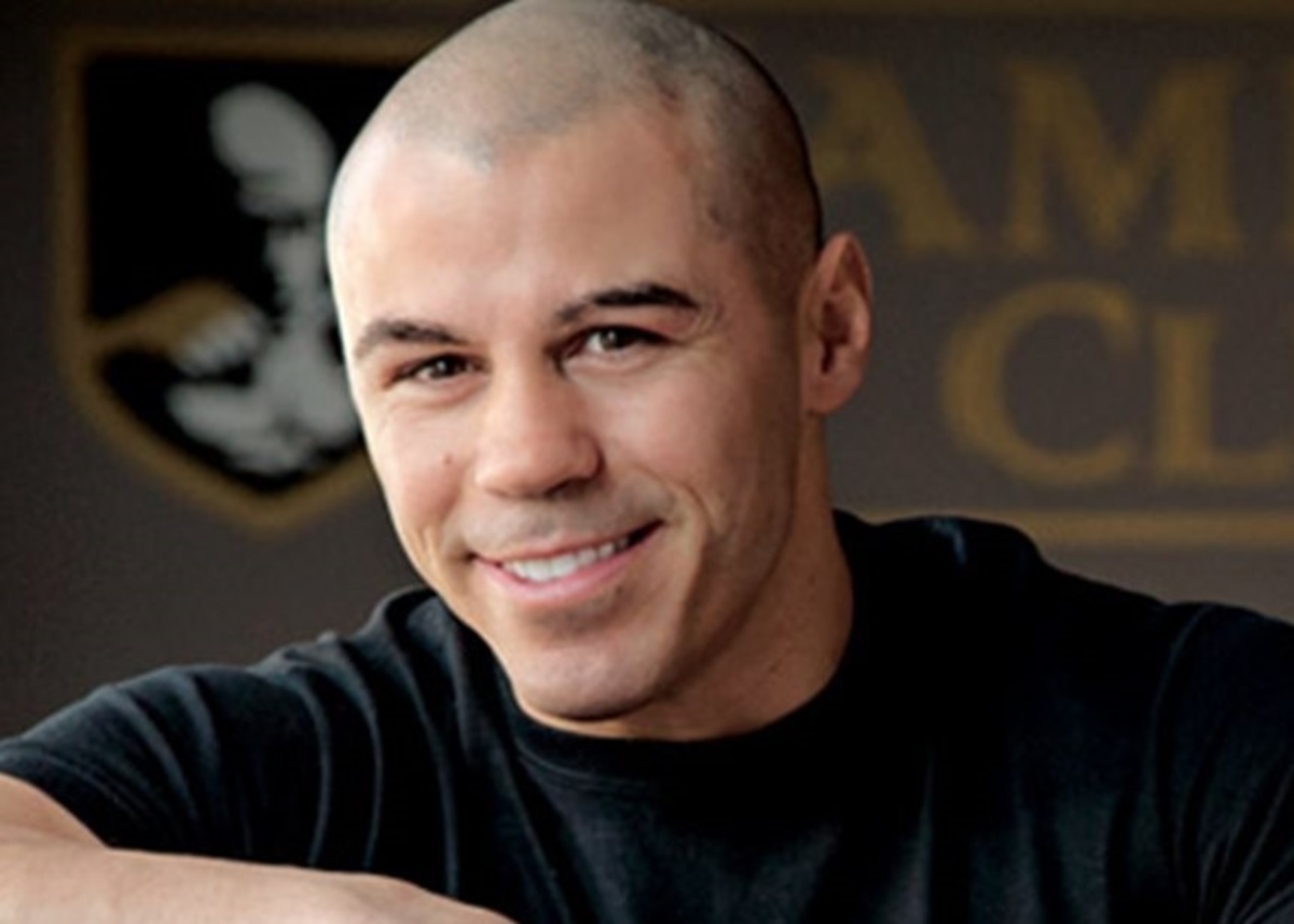 Μιχάλης Ζαμπίδης: Δείτε πως στόλισε το σπίτι του για τα Χριστούγεννα!