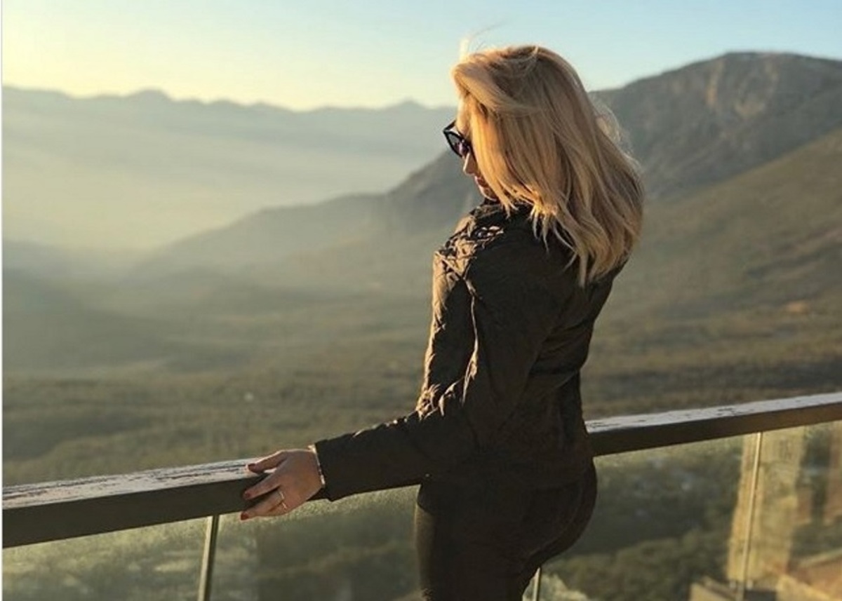 Κωνσταντίνα Σπυροπούλου: Μαγικά Χριστούγεννα σε χιονισμένο τοπίο! [pics]