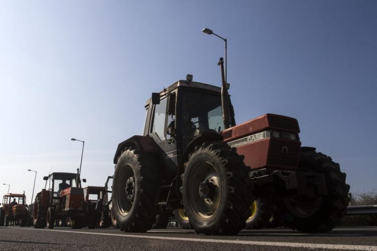 Μπλόκα σε όλη την Ελλάδα αποφάσισαν οι αγρότες | Newsit.gr Μπλόκα σε όλη την Ελλάδα αποφάσισαν οι αγρότες | Newsit.gr
