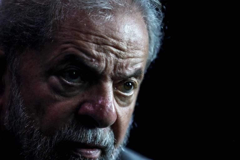 Απαγόρευσαν την έξοδο από τη χώρα στον πρώην πρόεδρο της Βραζιλίας | Newsit.gr Απαγόρευσαν την έξοδο από τη χώρα στον πρώην πρόεδρο της Βραζιλίας | Newsit.gr