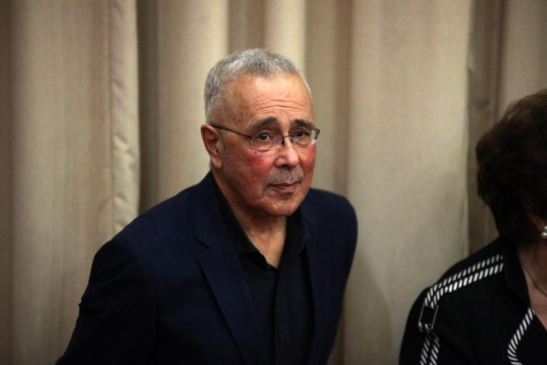 Ζουράρις: «Έχουν δίκιο οι Αρειανοί, αλλά να μου ζητήσουν όλοι συγγνώμη» | Newsit.gr Ζουράρις: «Έχουν δίκιο οι Αρειανοί, αλλά να μου ζητήσουν όλοι συγγνώμη» | Newsit.gr