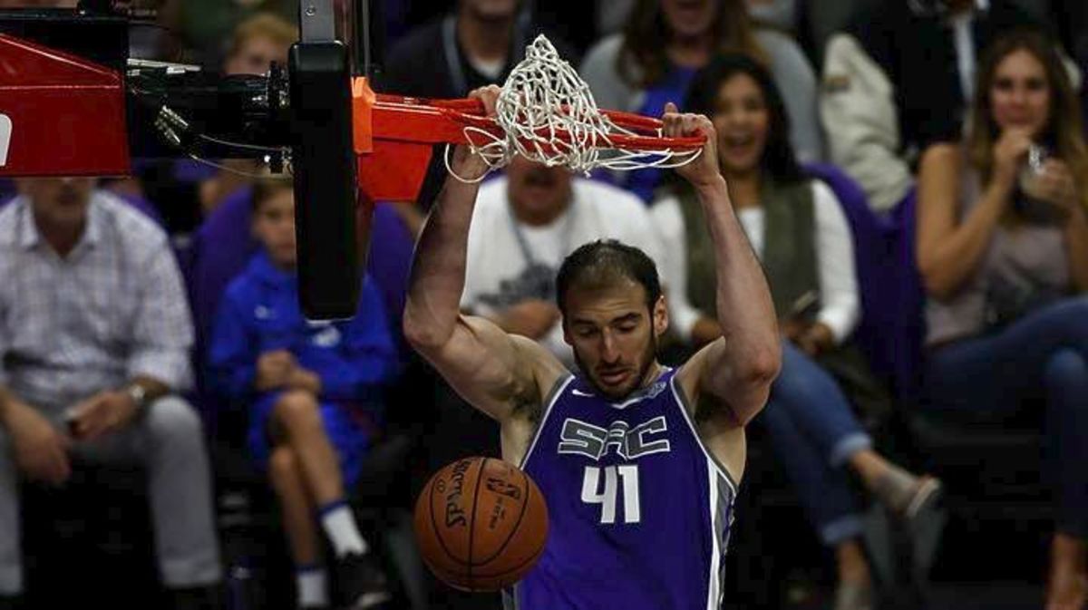 NBA: «Βασιλιάς» Κουφός! Εξαιρετική εμφάνιση κόντρα στους Μάβερικς | Newsit.gr NBA: «Βασιλιάς» Κουφός! Εξαιρετική εμφάνιση κόντρα στους Μάβερικς | Newsit.gr