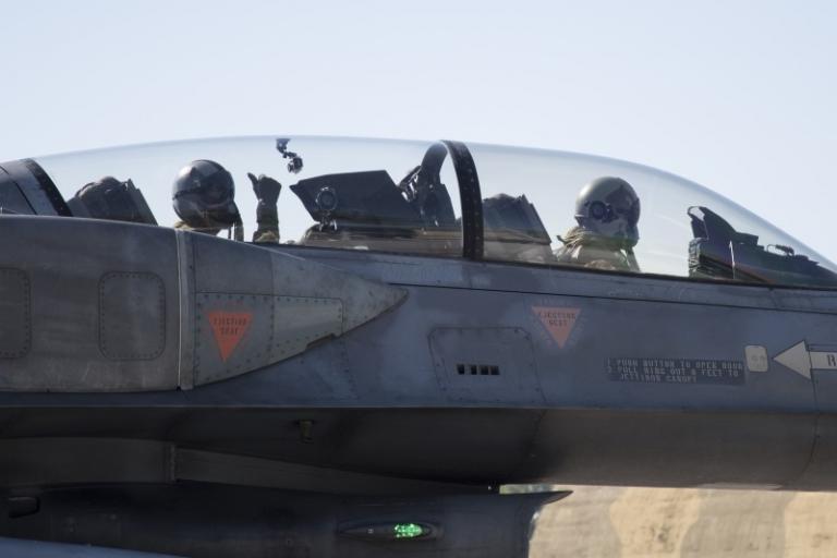 Αν νομίζεις ότι έχεις την όραση πιλότου, κάνε αυτό το τεστ σε 1 λεπτό | Newsit.gr Αν νομίζεις ότι έχεις την όραση πιλότου, κάνε αυτό το τεστ σε 1 λεπτό | Newsit.gr