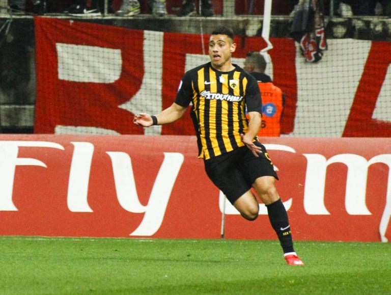 Superleague: Ο Γιακουμάκης τα… πήρε όλα! | Newsit.gr Superleague: Ο Γιακουμάκης τα… πήρε όλα! | Newsit.gr