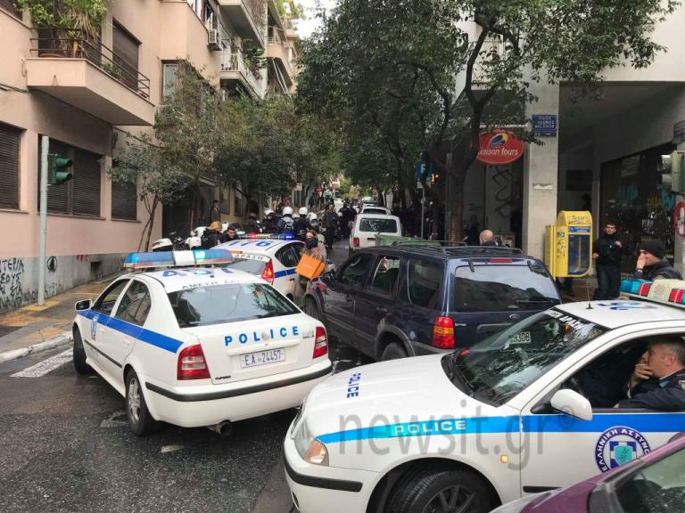 Επεισόδια Ρώσων – Ουκρανών στο Κολωνάκι: 18 οι προσαγωγές | Newsit.gr Επεισόδια Ρώσων – Ουκρανών στο Κολωνάκι: 18 οι προσαγωγές | Newsit.gr