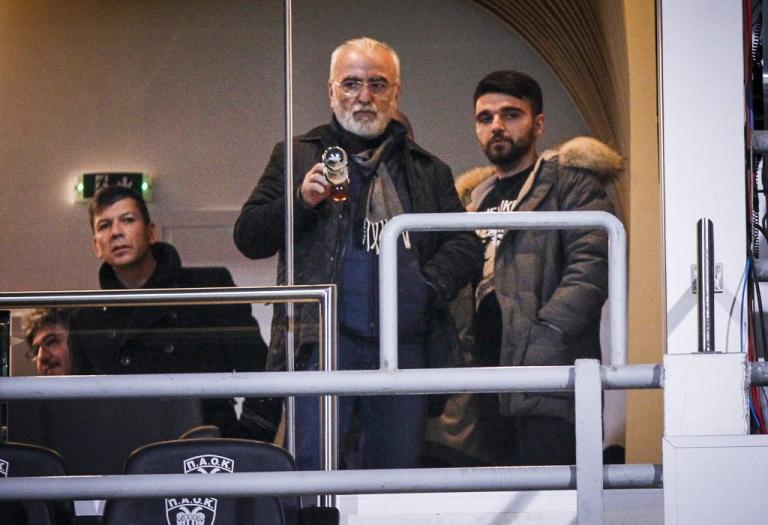 Υπάλληλοι ΠΑΕ ΠΑΟΚ για Σαββίδη: «Είμαστε η ασπίδα του» | Newsit.gr Υπάλληλοι ΠΑΕ ΠΑΟΚ για Σαββίδη: «Είμαστε η ασπίδα του» | Newsit.gr