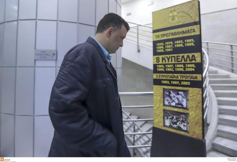Άρης: Είναι επίσημο! Ο Αγγέλου αντικατέστησε τον Γιαννάκη | Newsit.gr Άρης: Είναι επίσημο! Ο Αγγέλου αντικατέστησε τον Γιαννάκη | Newsit.gr