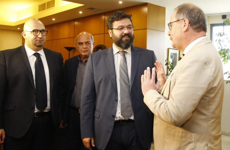 Συνάντηση Βασιλειάδη – FIFA: «Ήρθαμε για συμβουλές και για την εικόνα με το πιστόλι» | Newsit.gr Συνάντηση Βασιλειάδη – FIFA: «Ήρθαμε για συμβουλές και για την εικόνα με το πιστόλι» | Newsit.gr