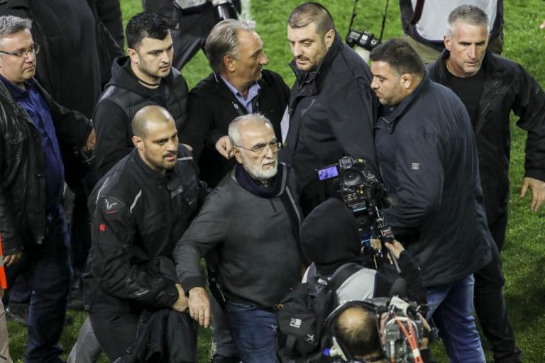 ΠΑΟΚ – ΑΕΚ: Αφαίρεση βαθμών και κεκλεισμένων των θυρών! 3 έτη απαγόρευση εισόδου στον Σαββίδη | Newsit.gr ΠΑΟΚ – ΑΕΚ: Αφαίρεση βαθμών και κεκλεισμένων των θυρών! 3 έτη απαγόρευση εισόδου στον Σαββίδη | Newsit.gr