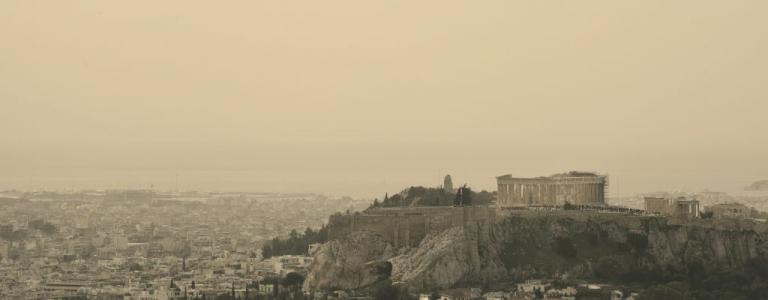 Προσοχή με την αφρικανική σκόνη! Οδηγίες προστασίας και τα… SOS για τις ευπαθείς ομάδες | Newsit.gr