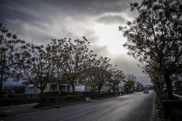 Καιρός: Συννεφιές, σκόνη και σποραδικές καταιγίδες σήμερα | Newsit.gr