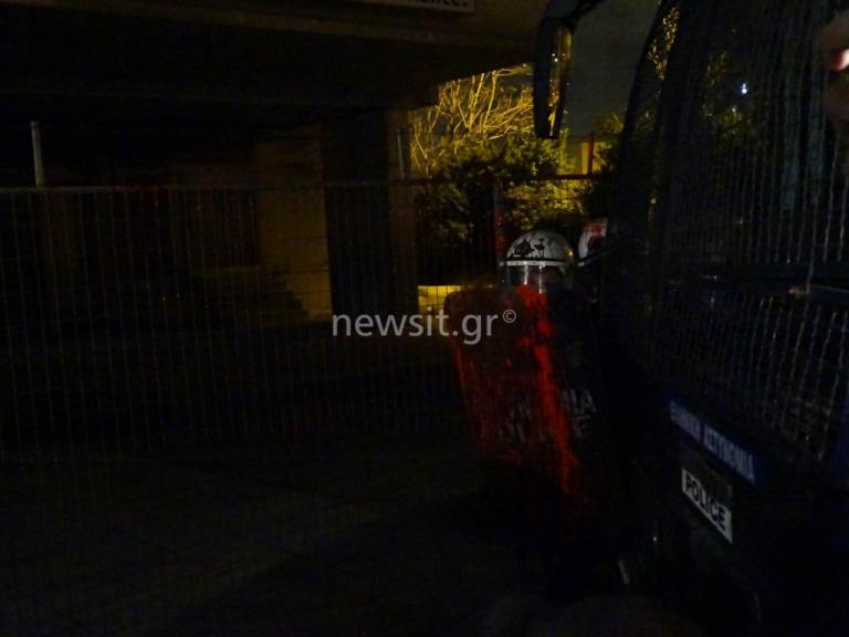 Συγκέντρωση φοιτητών έξω από το ΤΕΙ Αθήνας για την ομιλία Τσίπρα | Newsit.gr Συγκέντρωση φοιτητών έξω από το ΤΕΙ Αθήνας για την ομιλία Τσίπρα | Newsit.gr