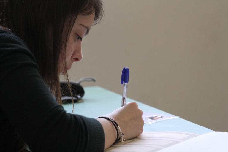 Πανελλήνιες εξετάσεις 2018: Τα τρία κλειδιά που θα καθορίσουν τις βάσεις