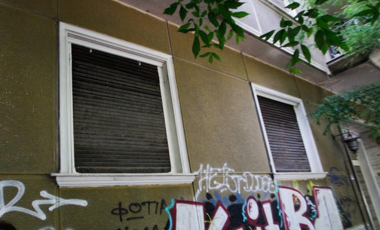 Άγιος Παντελεήμονας: Φρικιαστικές αποκαλύψεις! Της διέλυσε το πρόσωπο με το τηλεκοντρόλ και την έπνιξε | Newsit.gr Άγιος Παντελεήμονας: Φρικιαστικές αποκαλύψεις! Της διέλυσε το πρόσωπο με το τηλεκοντρόλ και την έπνιξε | Newsit.gr