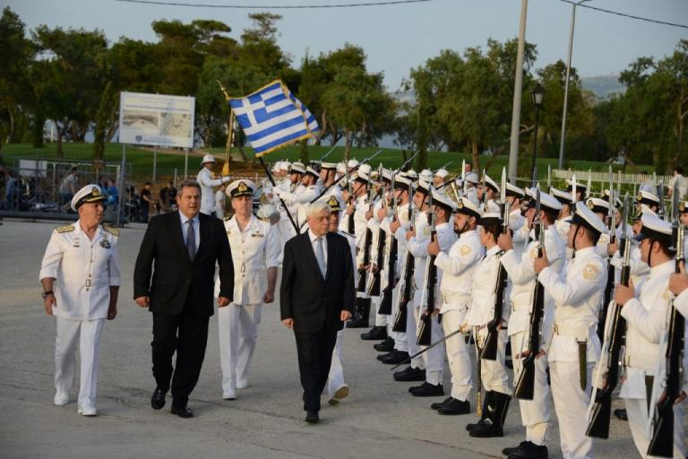 Βροντερά μηνύματα Καμμένου: Οι ΕΔ έτοιμες να προασπίσουν εθνική κυριαρχία και εδαφική ακεραιότητα | Newsit.gr Βροντερά μηνύματα Καμμένου: Οι ΕΔ έτοιμες να προασπίσουν εθνική κυριαρχία και εδαφική ακεραιότητα | Newsit.gr