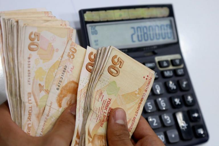 Non stop η κατρακύλα της τουρκικής λίρας λόγω Ερντογάν | Newsit.gr Non stop η κατρακύλα της τουρκικής λίρας λόγω Ερντογάν | Newsit.gr