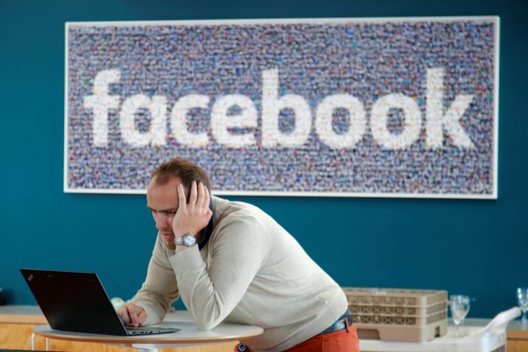 Έχασε τα πρωτεία το Facebook – Τρώει τη σκόνη από YouTube, Instagram και Snapchat – Πατώνει το Twitter | Newsit.gr Έχασε τα πρωτεία το Facebook – Τρώει τη σκόνη από YouTube, Instagram και Snapchat – Πατώνει το Twitter | Newsit.gr