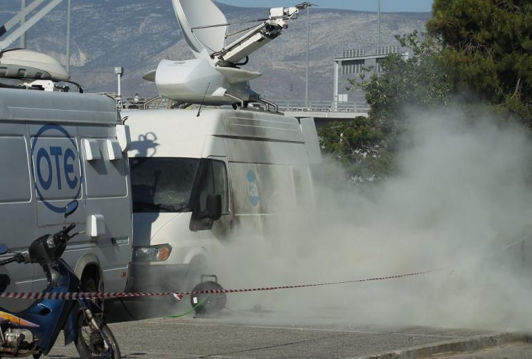 Ολυμπιακός – Παναθηναϊκός: Τρεις αστυνομικοί στο νοσοκομείο από τις συμπλοκές στο ΣΕΦ! | Newsit.gr Ολυμπιακός – Παναθηναϊκός: Τρεις αστυνομικοί στο νοσοκομείο από τις συμπλοκές στο ΣΕΦ! | Newsit.gr
