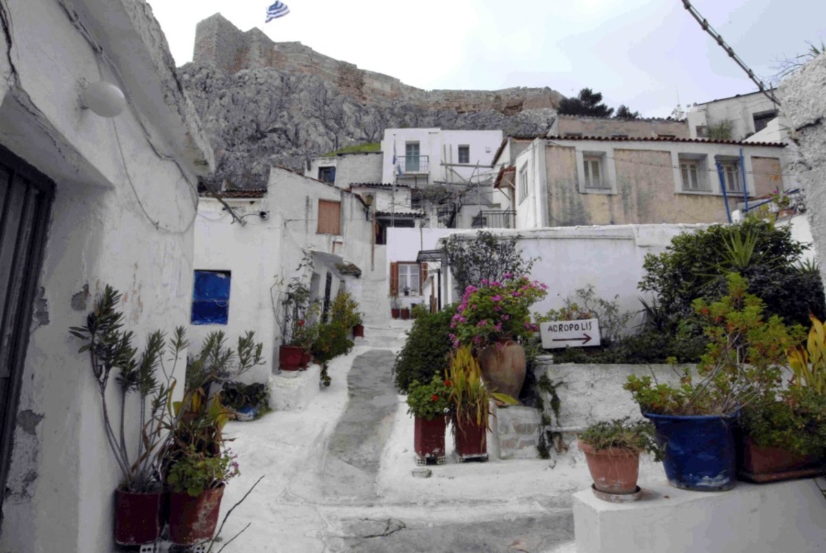 Αναφιώτικα: Ένα «νησάκι» με 45 σπίτια στα πόδια της Ακρόπολης Anafiotika-4