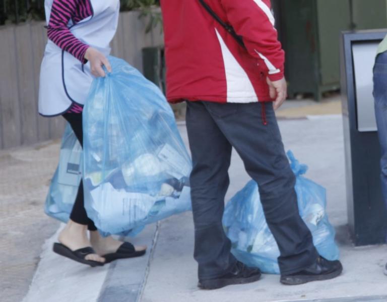 Θεσσαλονίκη: Απορρίφθηκε το αίτημα προσωρινής διαταγής για τους συμβασιούχους του κεντρικού δήμου | Newsit.gr Θεσσαλονίκη: Απορρίφθηκε το αίτημα προσωρινής διαταγής για τους συμβασιούχους του κεντρικού δήμου | Newsit.gr