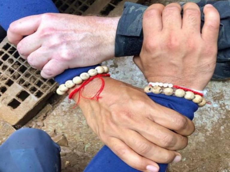 Ταϊλάνδη: Η φωτογραφία – όρκος των πεζοναυτών που συγκλονίζει! | Newsit.gr Ταϊλάνδη: Η φωτογραφία – όρκος των πεζοναυτών που συγκλονίζει! | Newsit.gr