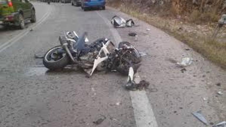 Νεκρός οδηγός μηχανής στη Ρόδο – Ξεψύχησε στις ρόδες τουριστικού λεωφορείου | Newsit.gr Νεκρός οδηγός μηχανής στη Ρόδο – Ξεψύχησε στις ρόδες τουριστικού λεωφορείου | Newsit.gr