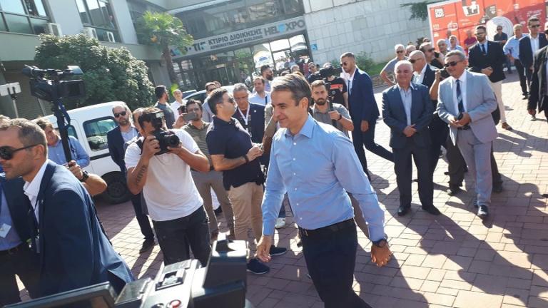 Στη ΔΕΘ ο Κυριάκος Μητσοτάκης – Η ατάκα με νόημα στους φωτογράφους – video, pics | Newsit.gr Στη ΔΕΘ ο Κυριάκος Μητσοτάκης – Η ατάκα με νόημα στους φωτογράφους – video, pics | Newsit.gr