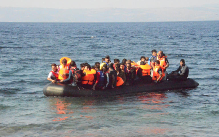 Κύθηρα: Εντοπίστηκε ιστιοφόρο με 82 πρόσφυγες | Newsit.gr Κύθηρα: Εντοπίστηκε ιστιοφόρο με 82 πρόσφυγες | Newsit.gr