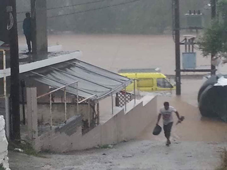 Μεσογειακός κυκλώνας: Μάχη με το χρόνο για τους τρεις αγνοούμενους – Κλειστά σχολεία αύριο – Νέες εικόνες καταστροφής! | Newsit.gr Μεσογειακός κυκλώνας: Μάχη με το χρόνο για τους τρεις αγνοούμενους – Κλειστά σχολεία αύριο – Νέες εικόνες καταστροφής! | Newsit.gr
