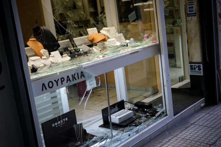 Ποινική δίωξη σε βαθμό κακουργήματος για τον κοσμηματοπώλη – Η «γραμμή» υπεράσπισης του | Newsit.gr Ποινική δίωξη σε βαθμό κακουργήματος για τον κοσμηματοπώλη – Η «γραμμή» υπεράσπισης του | Newsit.gr