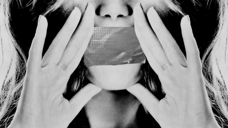 «Καμία δεν μιλάει ανοιχτά για τον ηθοποιό που μας παρενόχλησε»! | Newsit.gr «Καμία δεν μιλάει ανοιχτά για τον ηθοποιό που μας παρενόχλησε»! | Newsit.gr