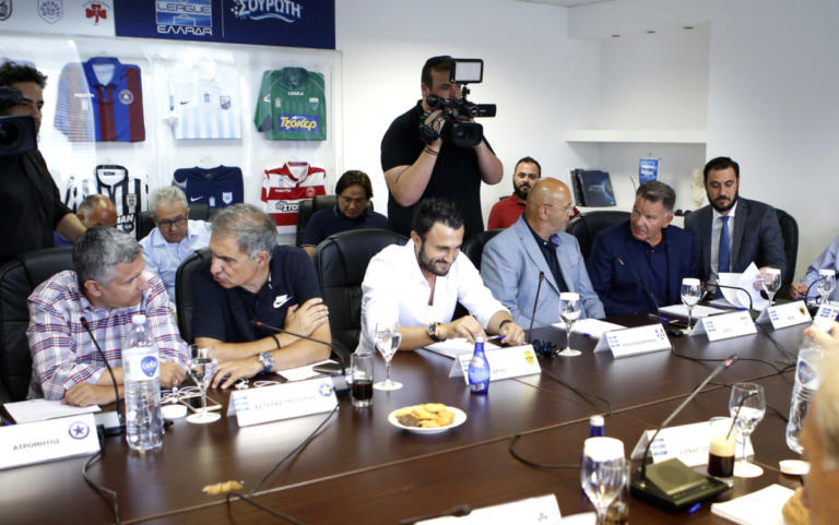 Χαμός στη Superleague! Πιάστηκαν στα «χέρια» παράγοντες