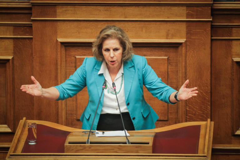 Χριστοφιλοπούλου: Τα χημικά που θα καταργούσε ο ΣΥΡΙΖΑ στέφονται κατά των παιδιών | Newsit.gr Χριστοφιλοπούλου: Τα χημικά που θα καταργούσε ο ΣΥΡΙΖΑ στέφονται κατά των παιδιών | Newsit.gr