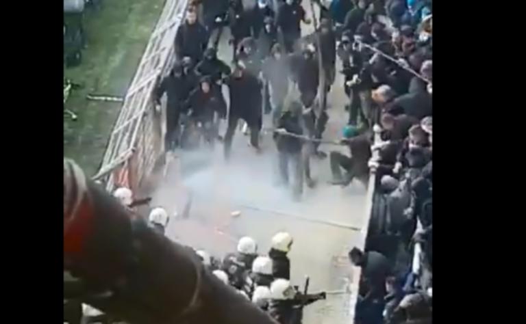 Άγριο ξύλο στο Ντόρτμουντ – Χέρτα! Συμπλοκές οπαδών με την αστυνομία – video | Newsit.gr Άγριο ξύλο στο Ντόρτμουντ – Χέρτα! Συμπλοκές οπαδών με την αστυνομία – video | Newsit.gr