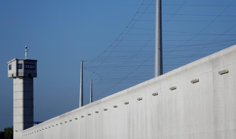 Η γραφειοκρατία σκότωσε 52 κρατούμενους στη Μαδαγασκάρη | Newsit.gr Η γραφειοκρατία σκότωσε 52 κρατούμενους στη Μαδαγασκάρη | Newsit.gr