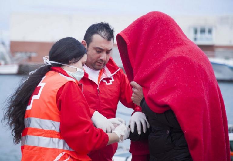 Διάσωση 700 μεταναστών σε 48 ώρες από την ισπανική ακτοφυλακή | Newsit.gr Διάσωση 700 μεταναστών σε 48 ώρες από την ισπανική ακτοφυλακή | Newsit.gr