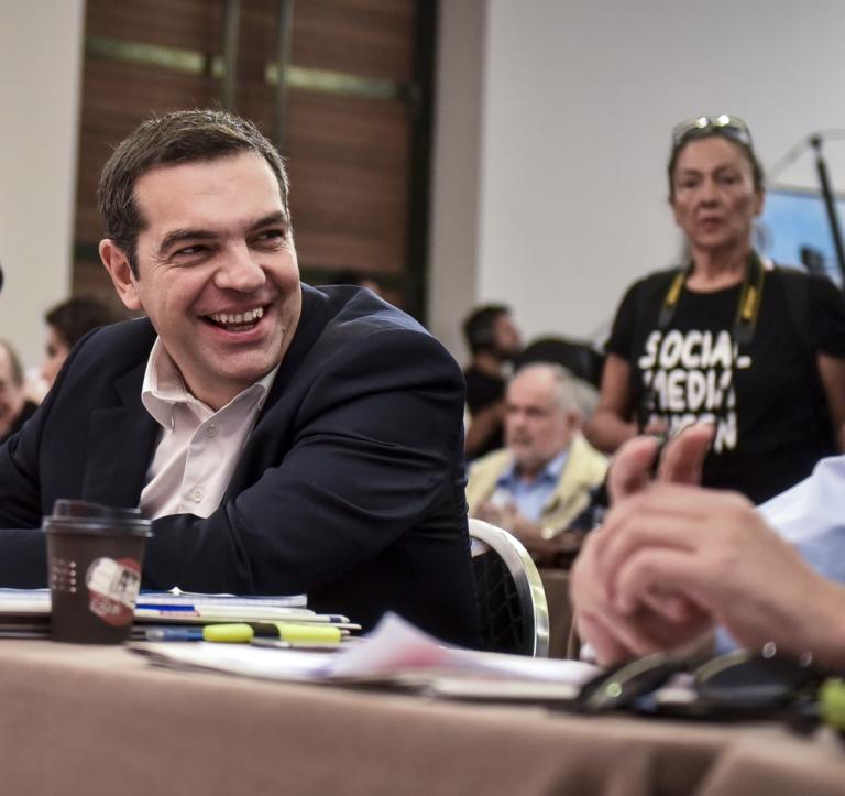 Τσίπρας: Ανεβάζει συνεχώς φωτογραφίες με συναντήσεις του στα social media | Newsit.gr Τσίπρας: Ανεβάζει συνεχώς φωτογραφίες με συναντήσεις του στα social media | Newsit.gr