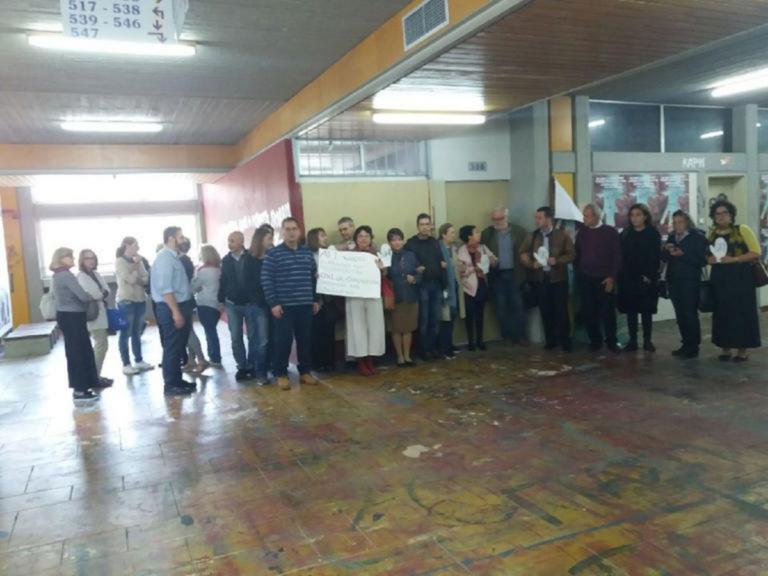 Χαμός με την κατάληψη του Ρουβίκωνα στη Φιλοσοφική! «Δεχθήκαμε λεκτική και σωματική βία» – Video | Newsit.gr Χαμός με την κατάληψη του Ρουβίκωνα στη Φιλοσοφική! «Δεχθήκαμε λεκτική και σωματική βία» – Video | Newsit.gr