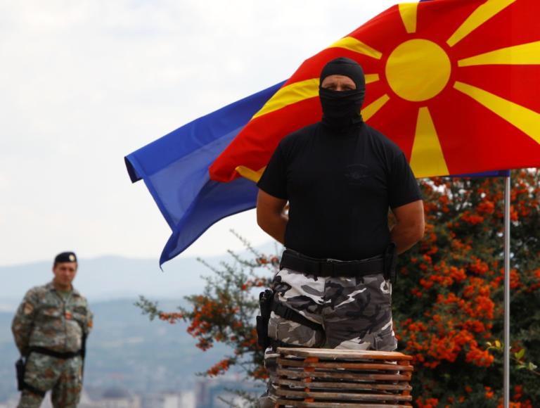 Σκόπια: Πόσο το… κεφάλι; Σοκαριστικές καταγγελίες για δωροδοκίες, εκβιασμούς και “ζωοπανήγυρη”! | Newsit.gr Σκόπια: Πόσο το… κεφάλι; Σοκαριστικές καταγγελίες για δωροδοκίες, εκβιασμούς και “ζωοπανήγυρη”! | Newsit.gr