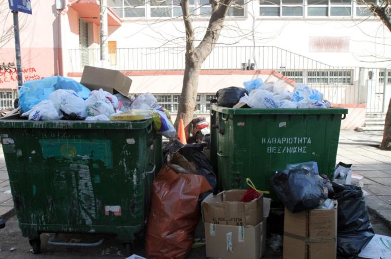 Θεσσαλονίκη: Προχωρά η υπογειοποίηση των κάδων απορριμμάτων στο ιστορικό κέντρο | Newsit.gr Θεσσαλονίκη: Προχωρά η υπογειοποίηση των κάδων απορριμμάτων στο ιστορικό κέντρο | Newsit.gr