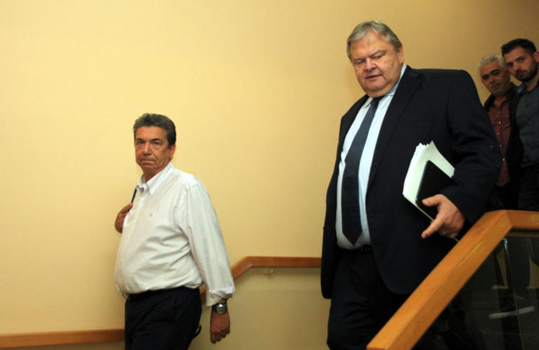 Βενιζέλος για 12 ναυτικά μίλια: Δίνουμε πάτημα στην Τουρκία | Newsit.gr Βενιζέλος για 12 ναυτικά μίλια: Δίνουμε πάτημα στην Τουρκία | Newsit.gr