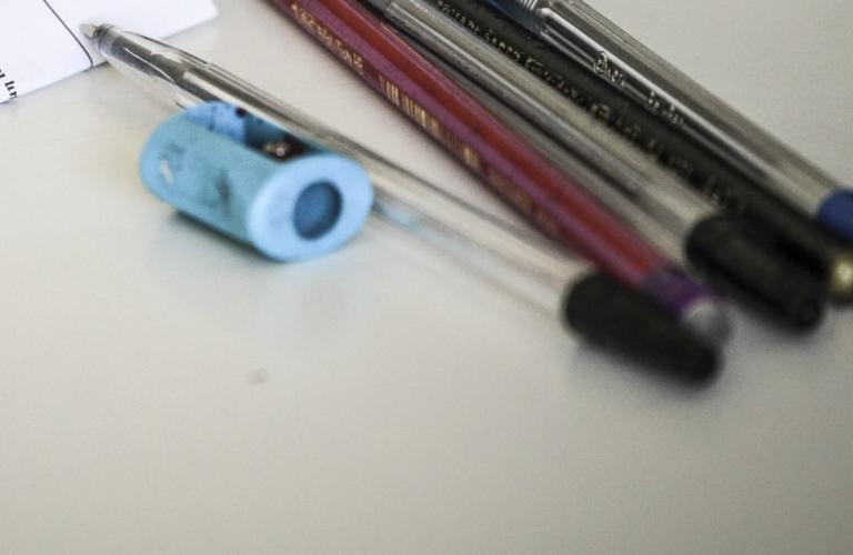 Θεσσαλονίκη: Μαθητής δημοτικού τραυμάτισε 9χρονο με λεπίδα ξύστρας! | Newsit.gr Θεσσαλονίκη: Μαθητής δημοτικού τραυμάτισε 9χρονο με λεπίδα ξύστρας! | Newsit.gr