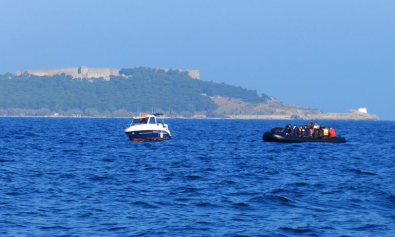 Αλεξανδρούπολη: Εντοπίστηκαν 30 πρόσφυγες σε θαλάσσια περιοχή | Newsit.gr Αλεξανδρούπολη: Εντοπίστηκαν 30 πρόσφυγες σε θαλάσσια περιοχή | Newsit.gr