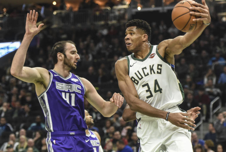 NBA: Διψήφιος ο Κουφός! Νίκη για Κινγκς – video | Newsit.gr NBA: Διψήφιος ο Κουφός! Νίκη για Κινγκς – video | Newsit.gr