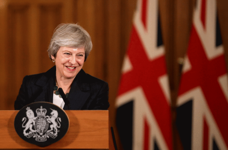 Brexit: Έξοδος στις 29 Μαρτίου είπε η Μέι! Πολωμένο το κλίμα στο κοινοβούλιο | Newsit.gr Brexit: Έξοδος στις 29 Μαρτίου είπε η Μέι! Πολωμένο το κλίμα στο κοινοβούλιο | Newsit.gr